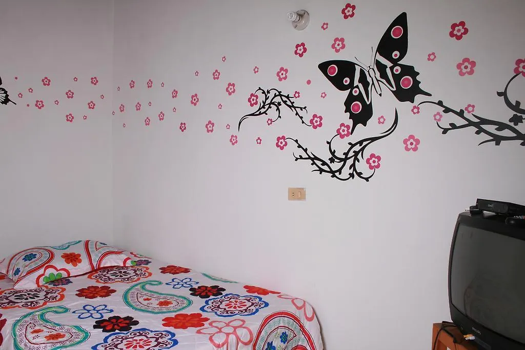 Hostal Monarca Medellin Homestay