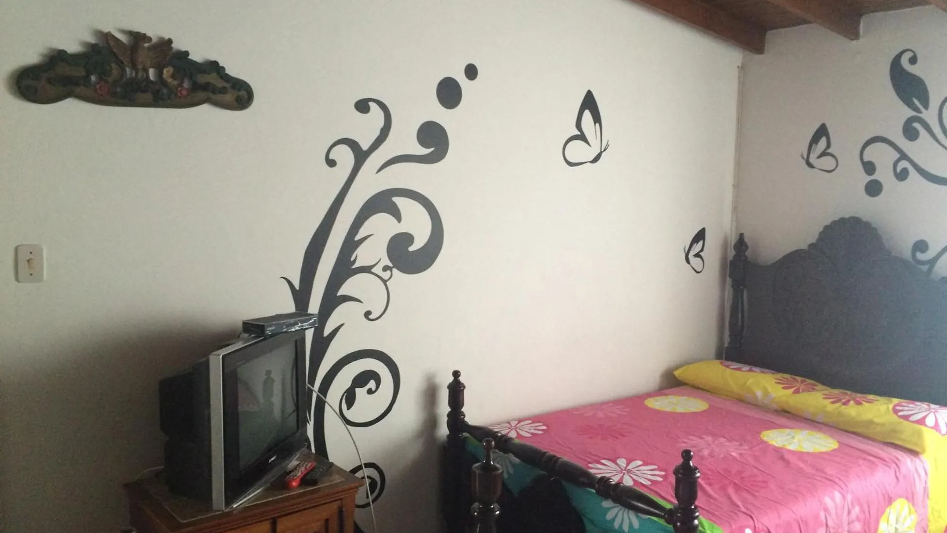 Homestay Hostal Monarca Medellin